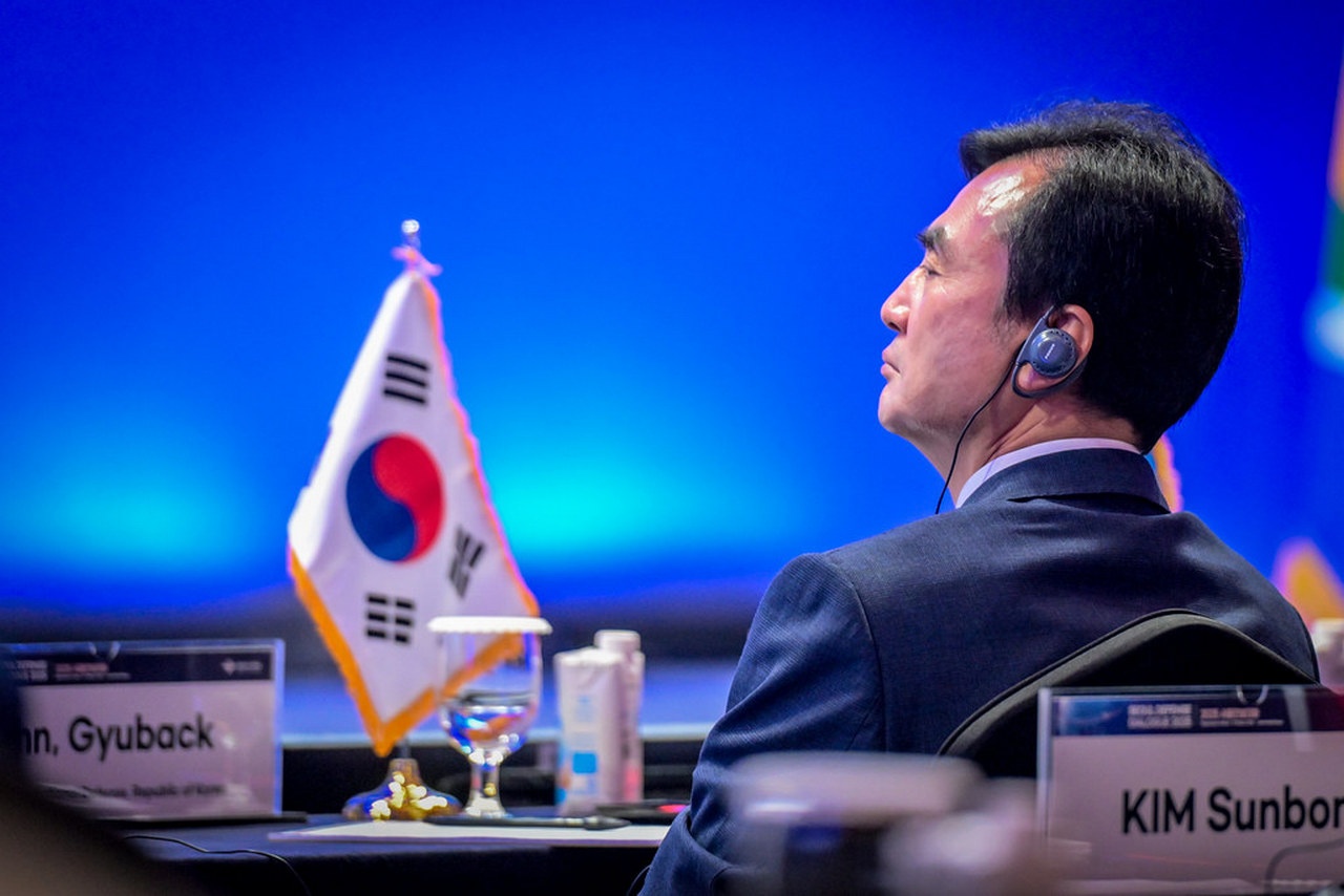 Министр обороны Южной Кореи Ан Гю Бак.