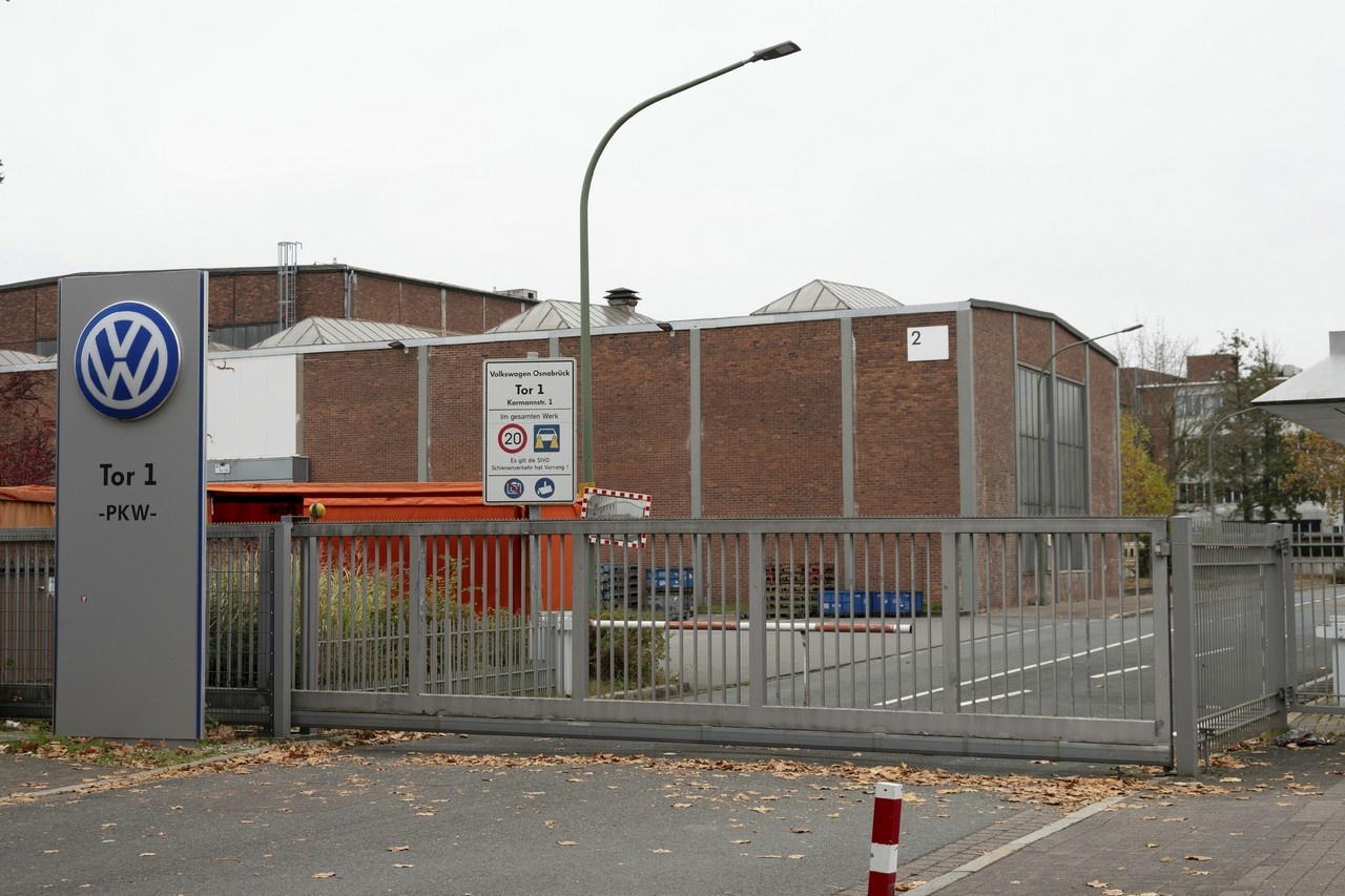 Завод «Фольксваген» в Оснабрюке находится под угрозой закрытия из-за замедления спроса и планов по сокращению производства в Германии.