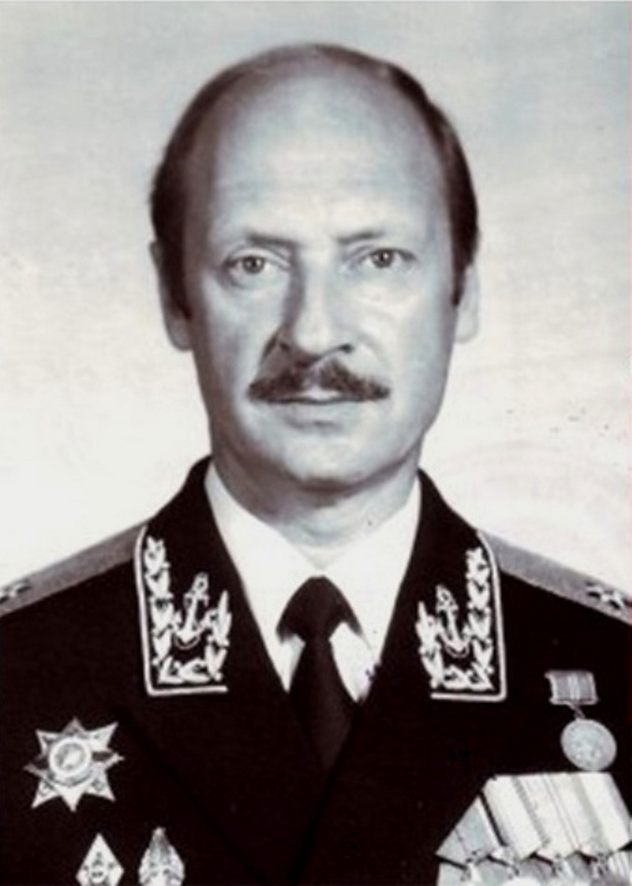 Вице-адмирал Юрий Устименко.