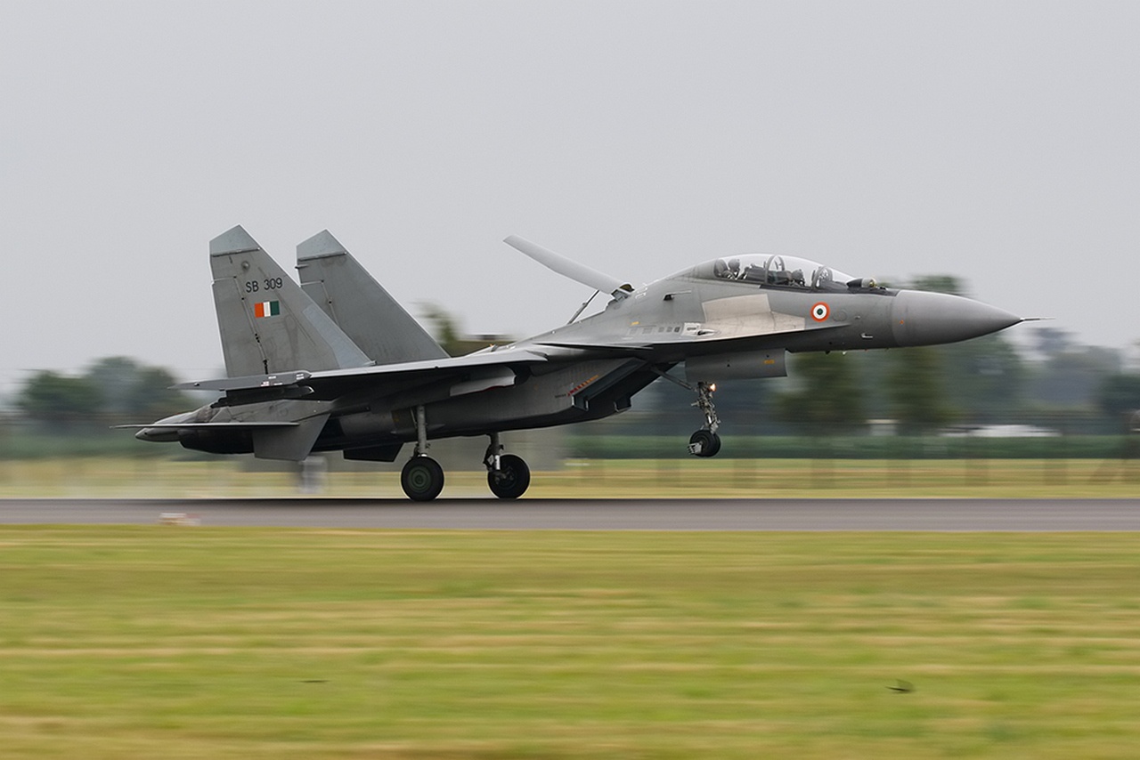 Многоцелевой истребитель Су-30МКИ ВВС Индии.