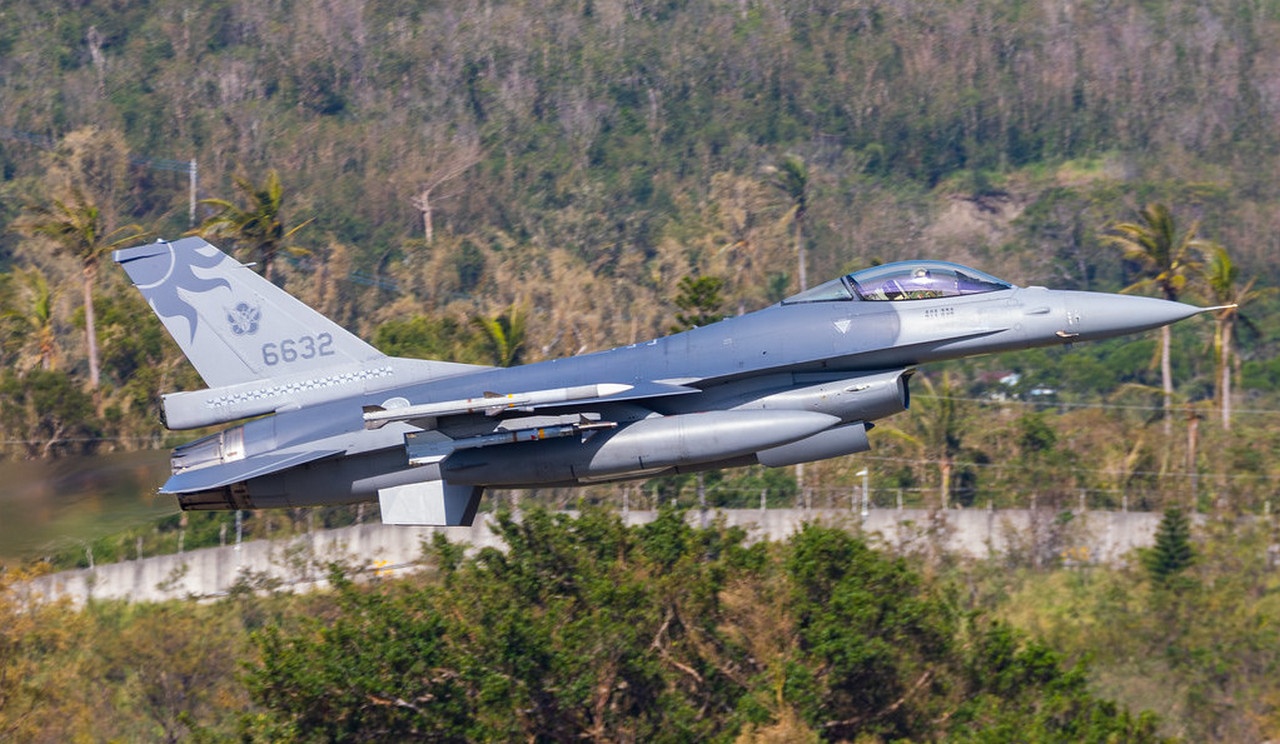 Истребители F-16 ВВС Тайваня. 