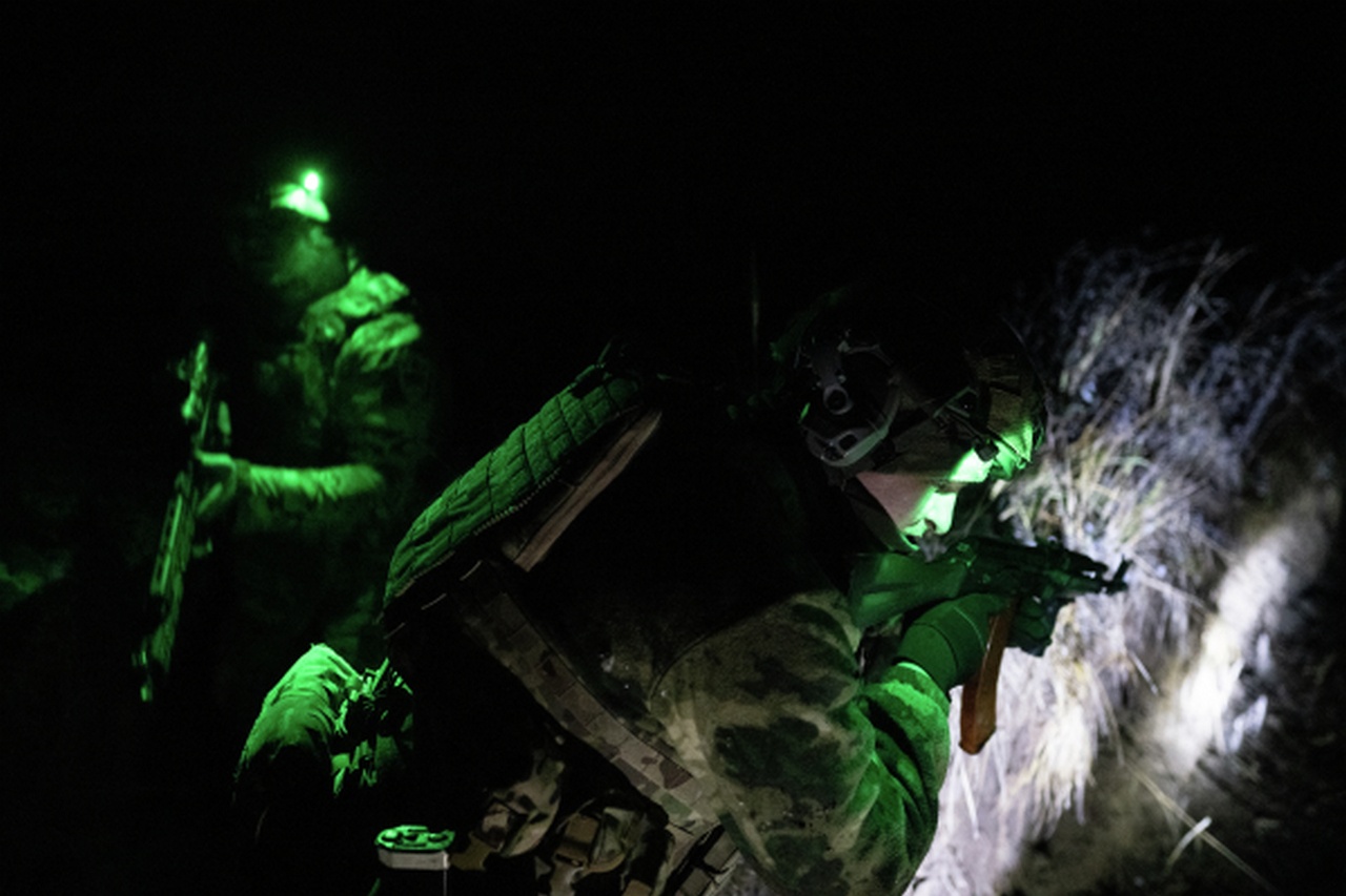 Основной боевой единицей становятся штурмовые пары.