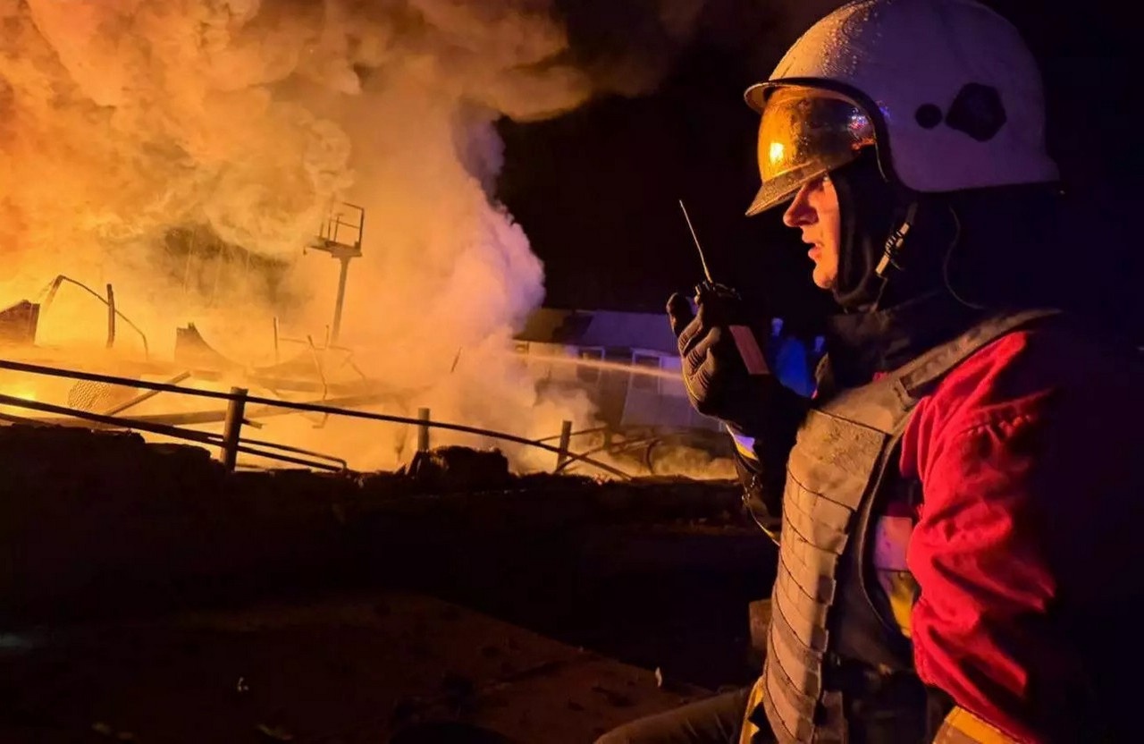 Последствия ночной атаки по инфраструктуре в Одесской области.