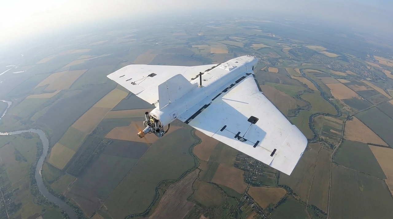 Дрон «Гербера» может выполнять различные задачи, включая разведку, наблюдение, нанесение ударов и отвлечение средств противовоздушной обороны противника.