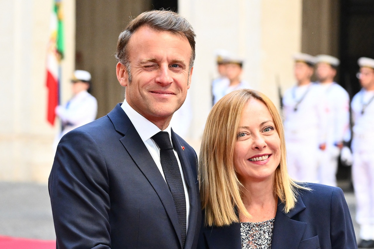 Эмманюэль и Джоржа «кинули» Фрица на русские миллиарды.