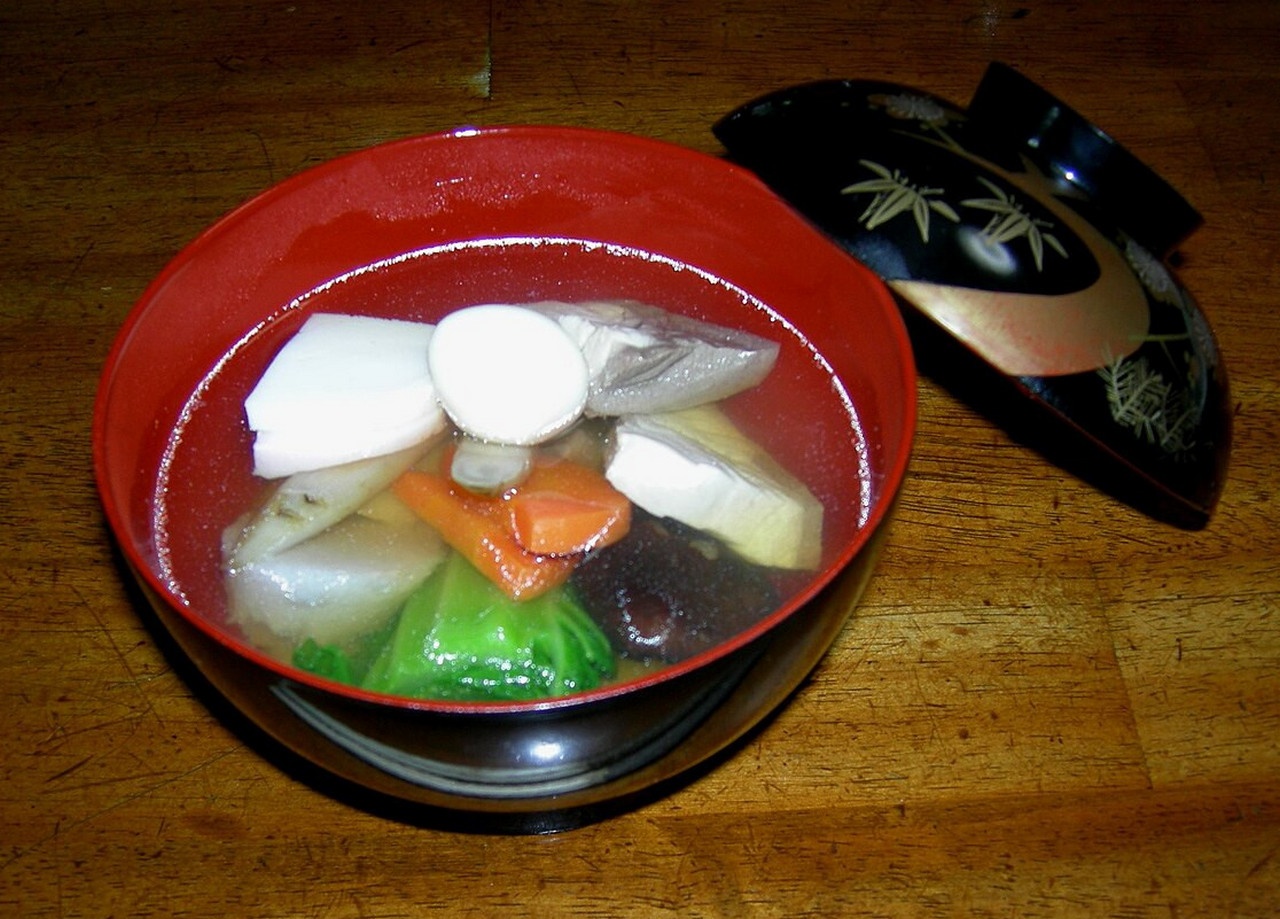Традиционное новогоднее японское блюдо - дзони.