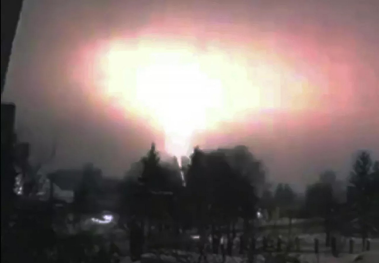 Момент прибытия «Орешника» к цели на Украине.