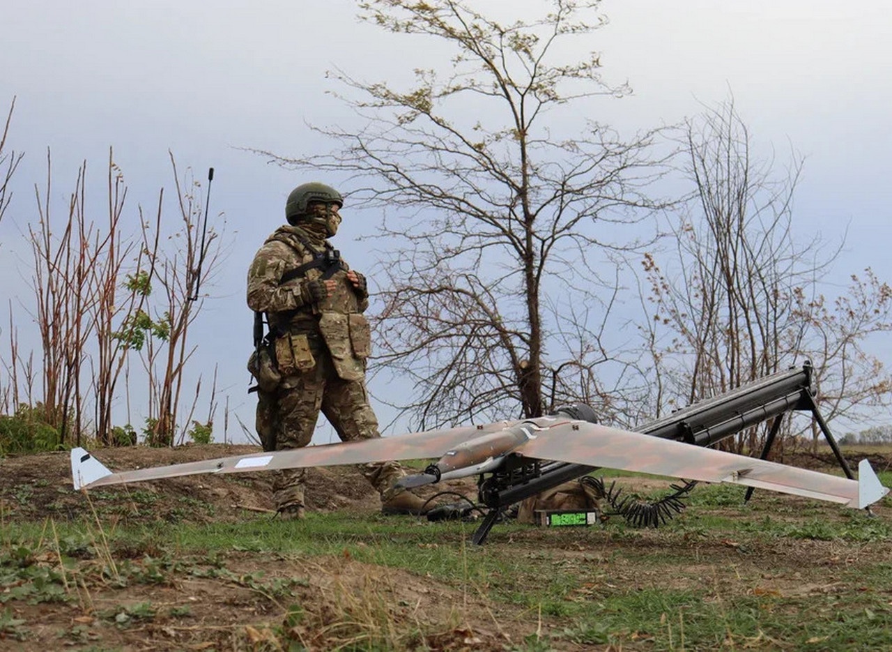 Расчёты войск БпС освоили приёмы тактического применения БПЛА на полигоне ЮВО.
