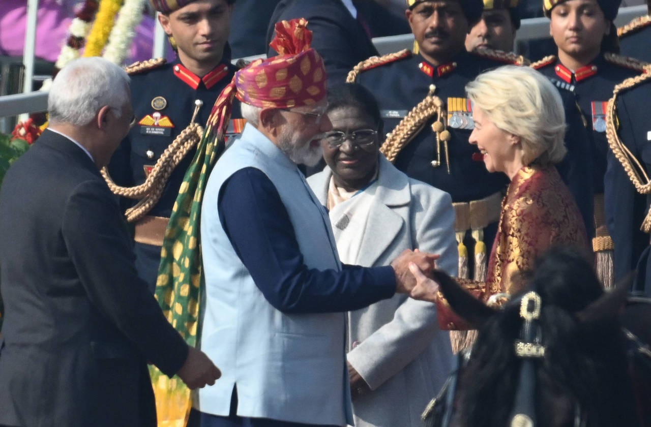 Урсула в Индии отменяет пошлины.