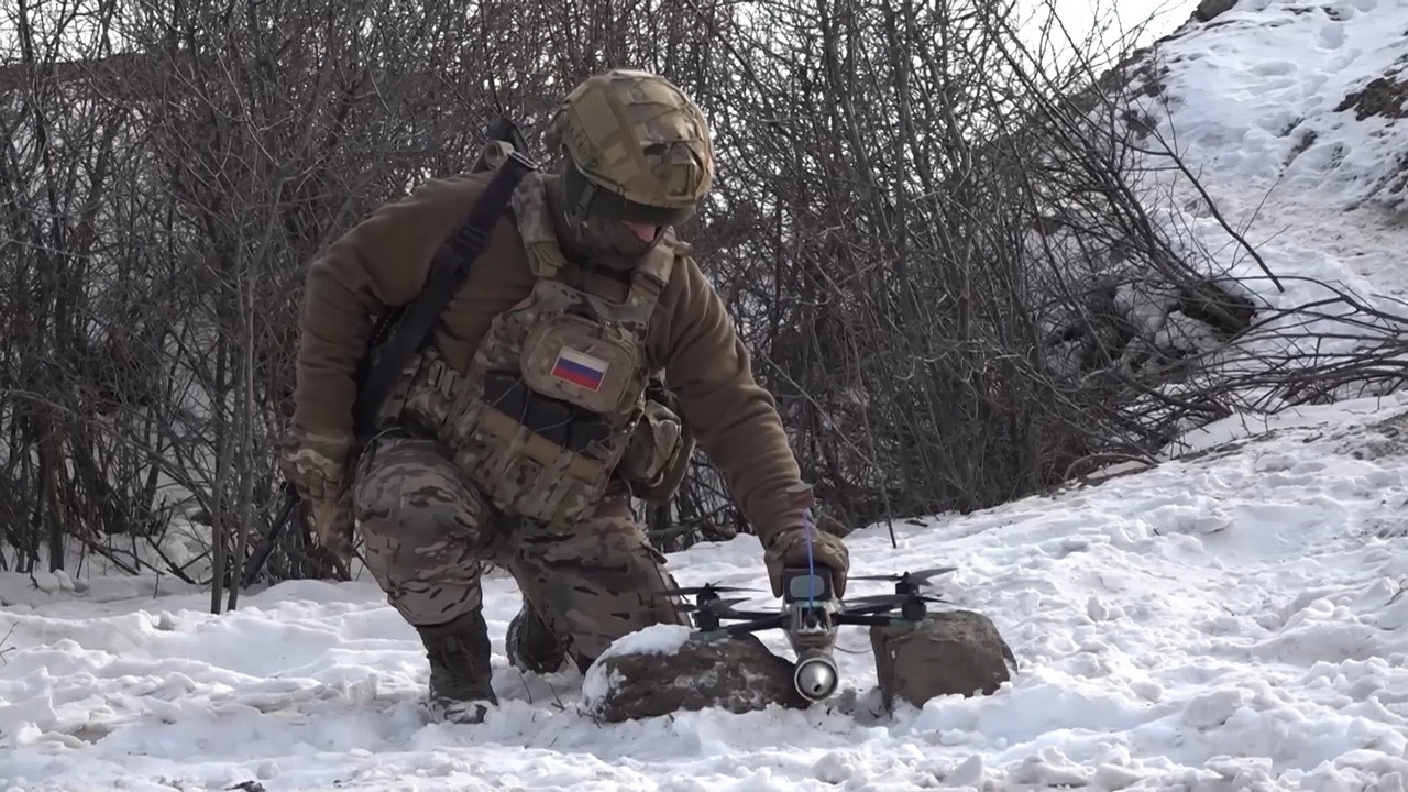 Российские войска беспилотных систем наносят противнику удары по всей ЛБС и за ней.