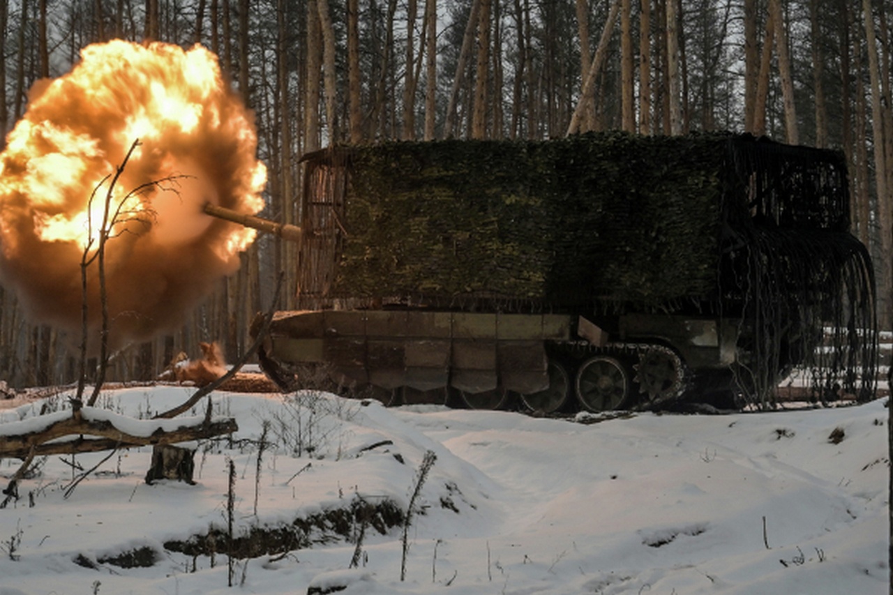 Боевая работа экипажа танка Т-90М «Прорыв» 25-й общевойсковой армии группировки войск «Запад».