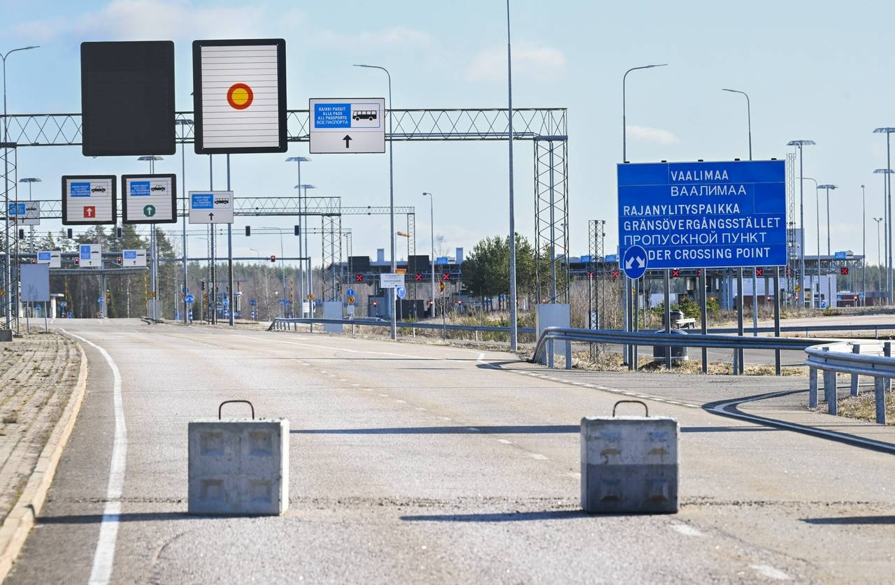 Заблокированная граница и отказ от российских энергоносителей постепенно ведут к деградации экономики Финляндии.