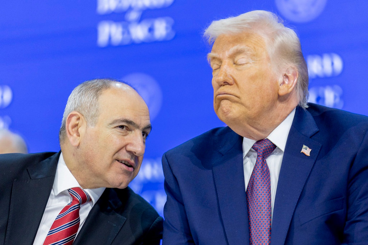 Трамп «закончил войну на Кавказе» и уже забыл, как кого там зовут.