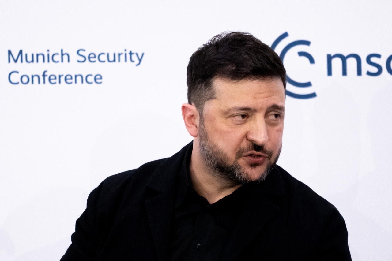 Этому актёру нужен допинг постоянно.