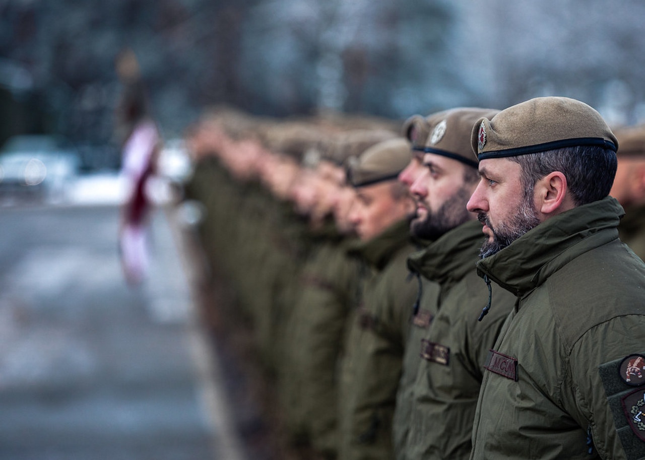 Любой воинский контингент стран НАТО на территории Украины будет считаться законной целью.