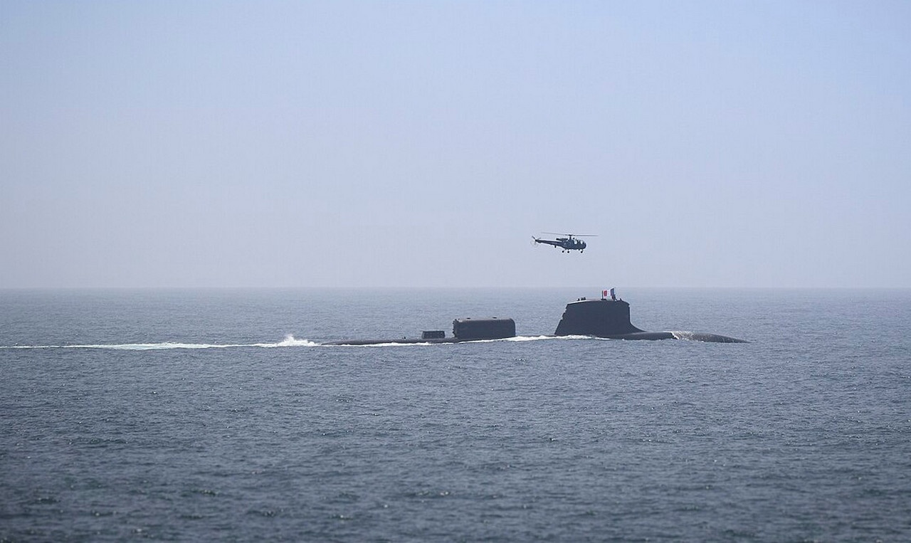 Атомная ударная подводная лодка «Суффрен» во время учений.