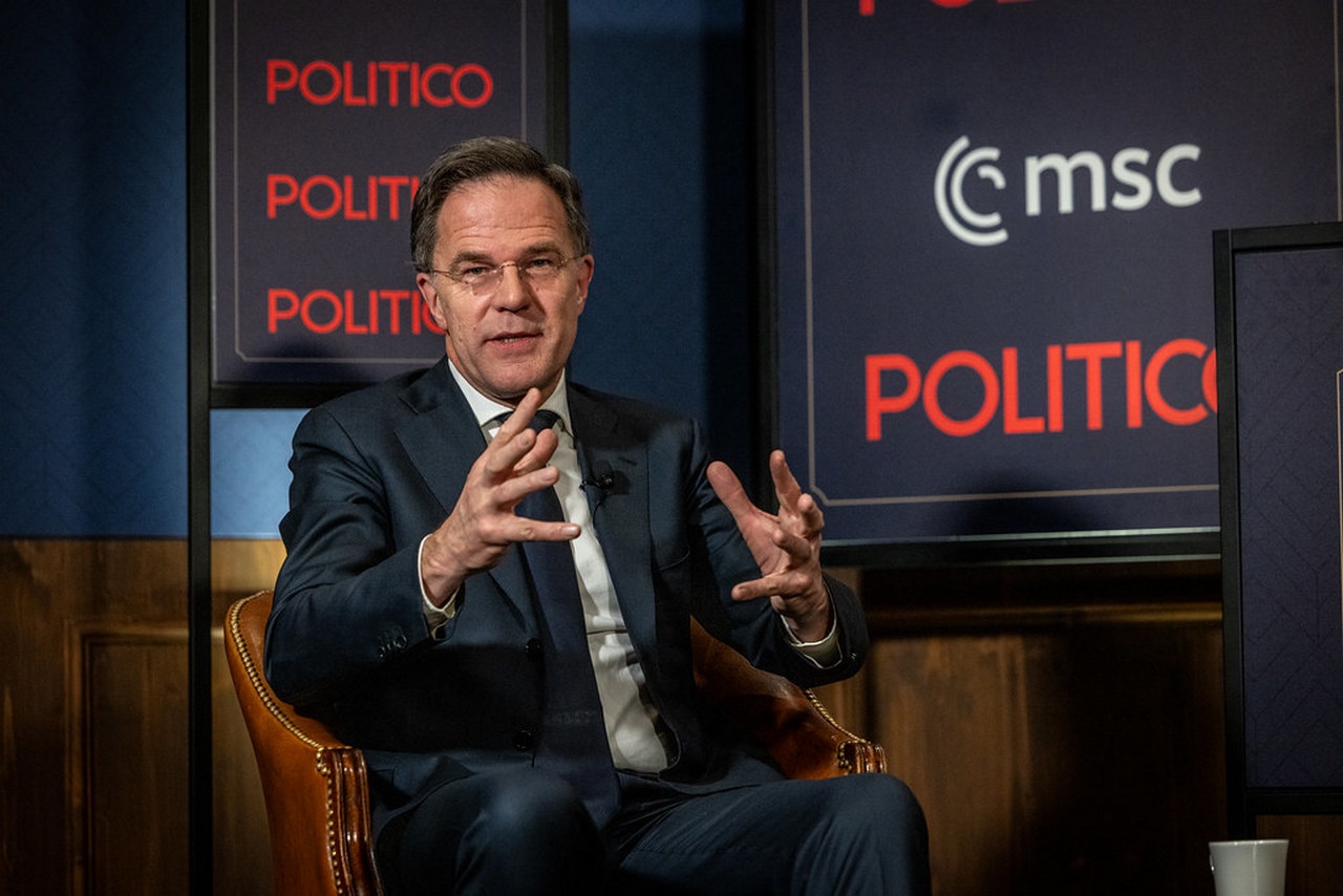 Рютте оправдает всё, что творит «папочка».