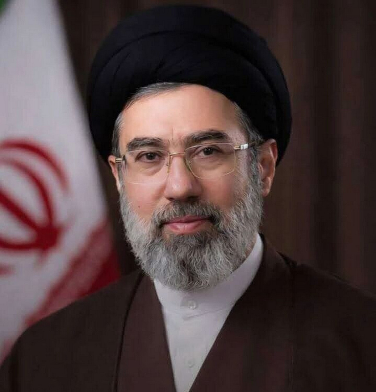 Сейид Моджтаба Хосейни Хаменеи, высший руководитель Ирана.