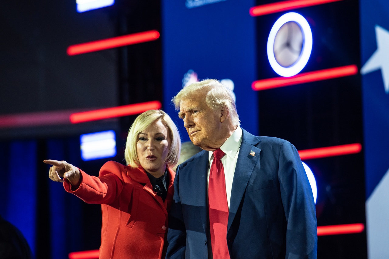 Пола Уайт указывает Трампу верный путь.