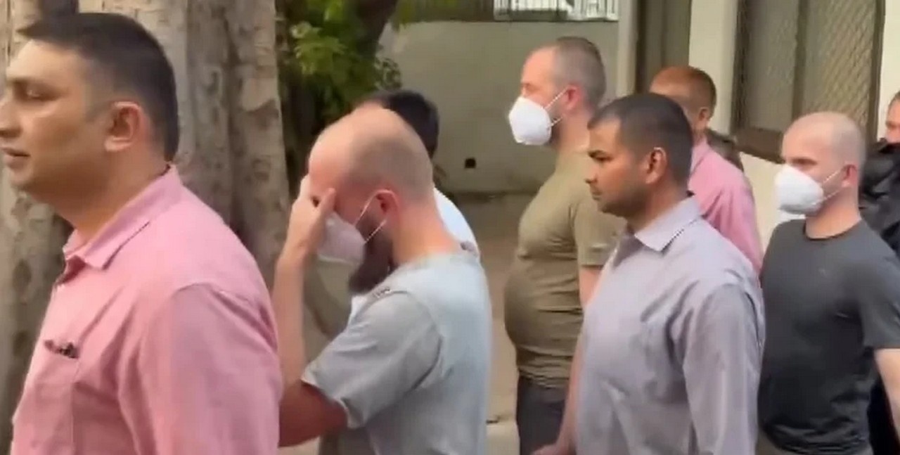 Суд в Дели отправил шестерых граждан Украины и одного гражданина США под стражу.