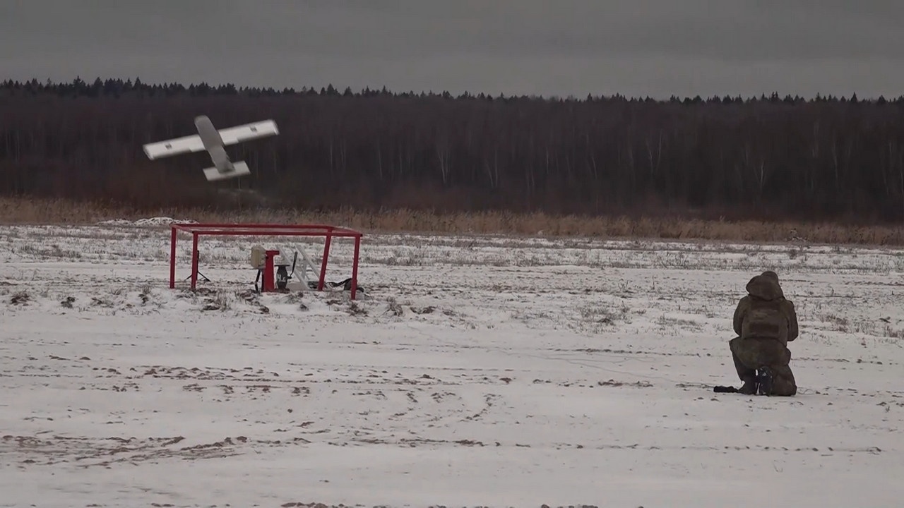 На одном из полигонов Московского военного округа проводится боевое слаживание подразделений войск беспилотных систем МВО.