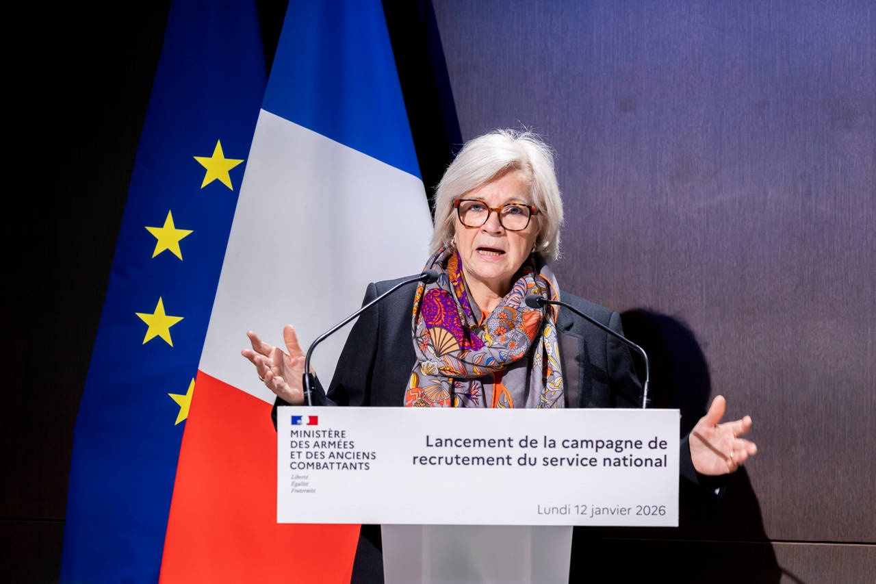 Министр обороны Франции Катрин Вотрен.