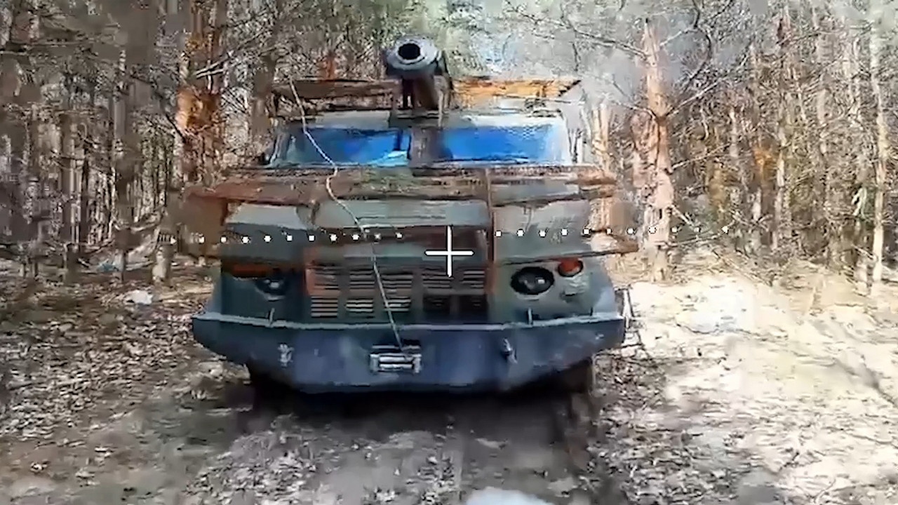 Силами расчётов FPV-дронов была уничтожена САУ «Богдана» ВСУ в Сумской области.