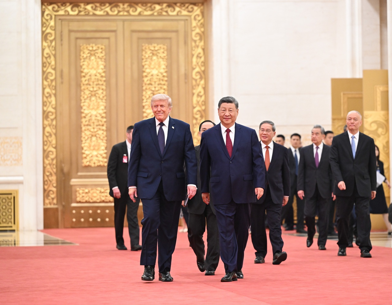 Трамп старается «держать лицо» в Пекине.