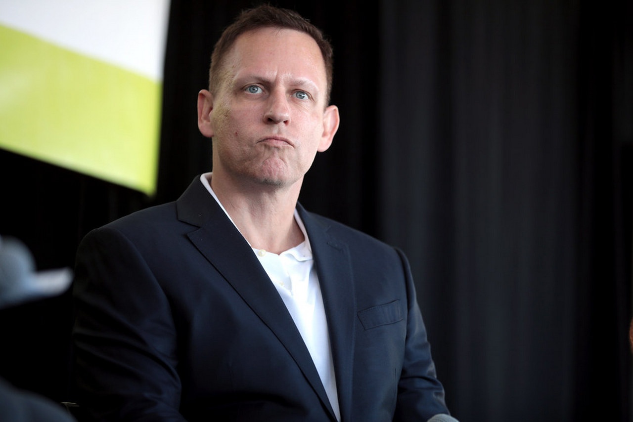 Соучредитель Palantir предприниматель Питер Тиль.