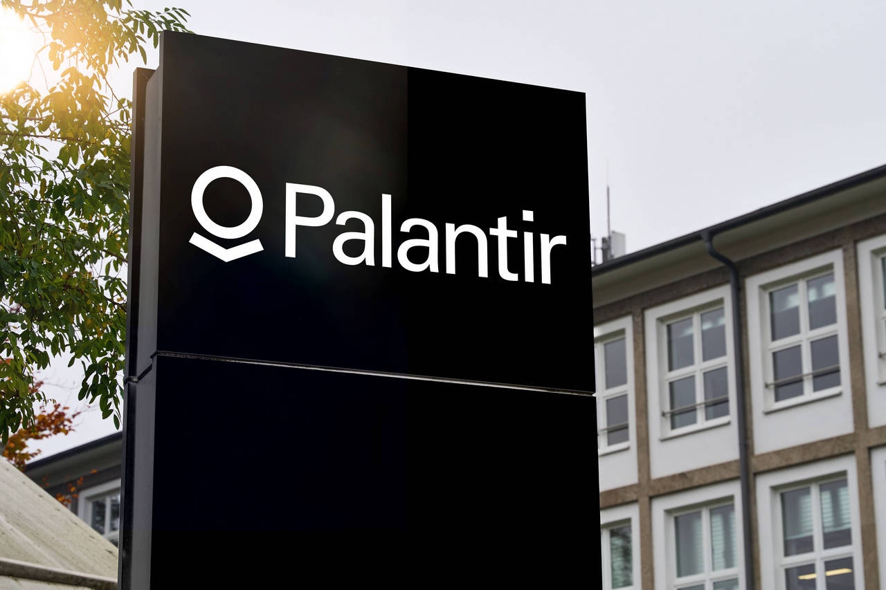 Основная продукция Palantir - цифровая система управления боем на основе искусственного интеллекта.