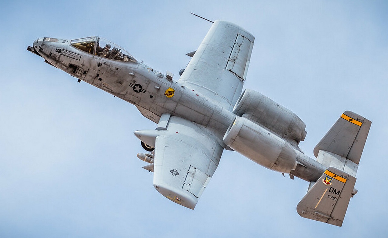Штурмовик ВВС США Fairchild Republic A-10 Thunderbolt II.