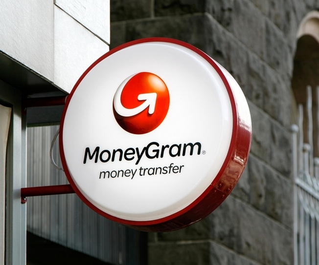 Запрет на продажу китайской компании MoneyGram International