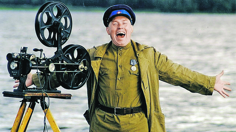 Виктор СУХОРУКОВ
