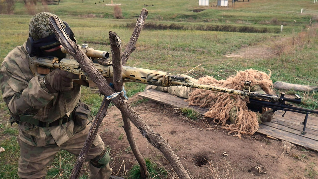 Лучшие снайперы 2021. Снайпер военной полиции. Соревнования снайперов. Список снайперов нхл за всю историю 2022. Лучшие снайперы 2021.