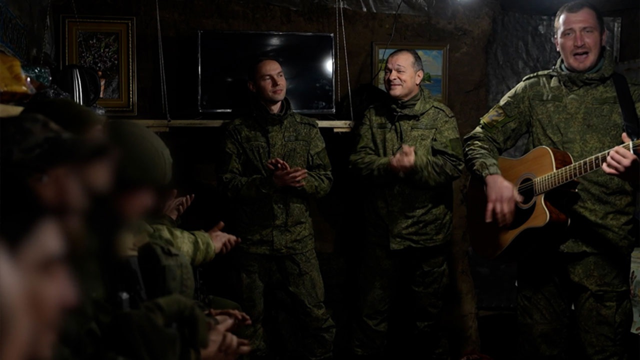 Фронтовые театры и концертные бригады. Концерты на передовой. Концерты на передовой. Концерты на передовой. Военно полевые сборы в ейске.