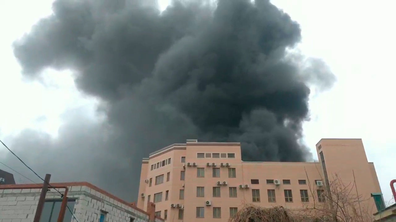 Пожар в ростове сегодня видео. Пожары 2022. Пожар в ростове-на-дону 30 декабря. Пожар в ростове сегодня видео. Пожар в ростове сегодня видео.