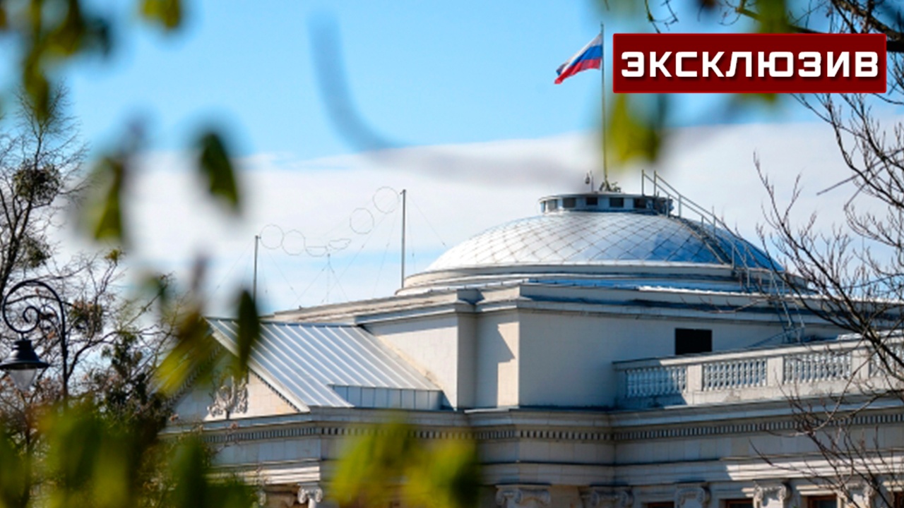 Дипломат заявил, что закрытием генкосульства РФ Польша достигла дна