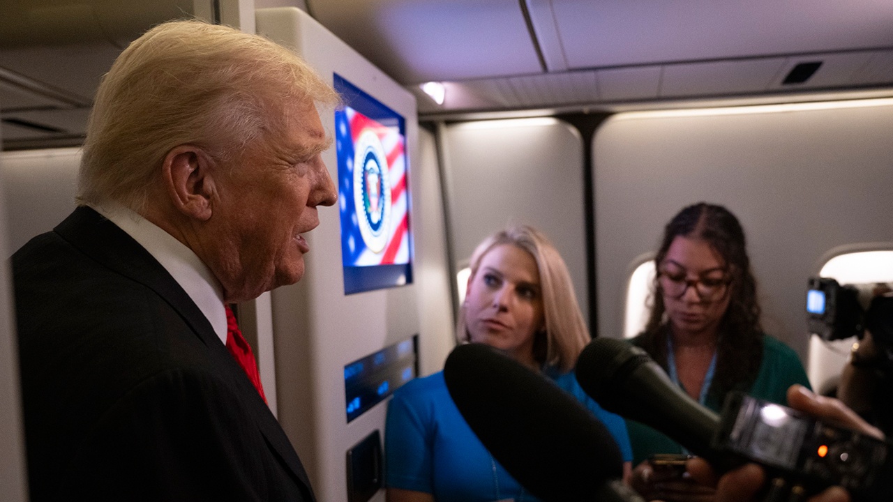 Трамп заявил, что сейчас Венесуэлой управляют США