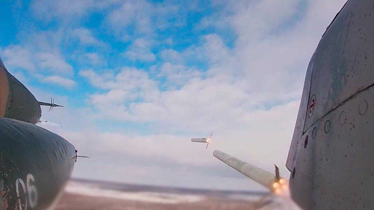 Экипажи Су-25 сорвали ротацию боевиков в зоне СВО