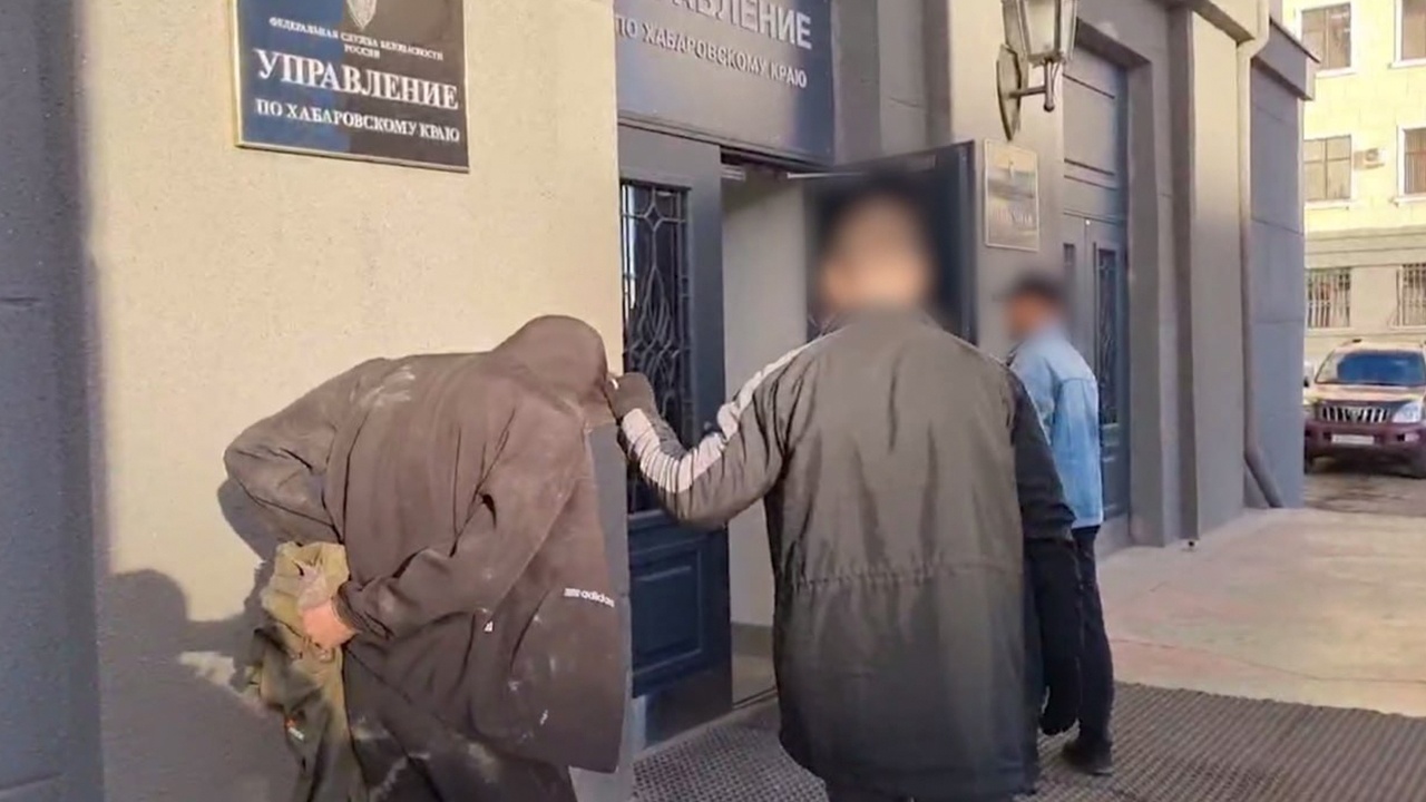 ФСБ задержала хабаровчанина за диверсию на станции сотовой связи