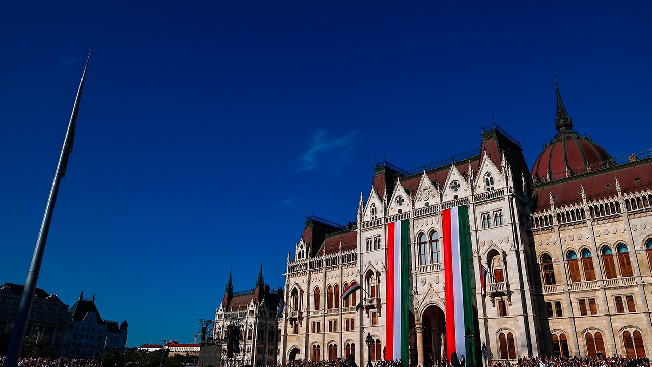 Песков: Москва открыта к Венгрии, но на высылку дипломатов последует ответ