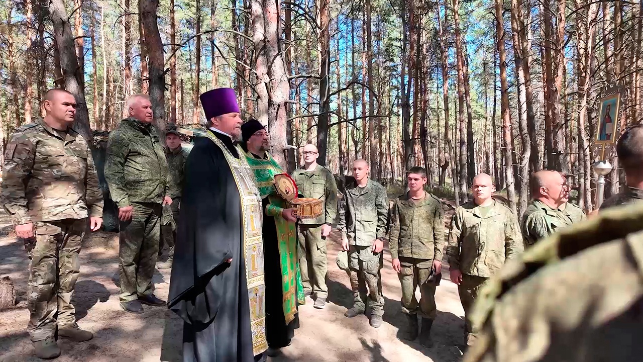 Ковчег с мощами Дмитрия Донского доставили бойцам группировки «Запад»