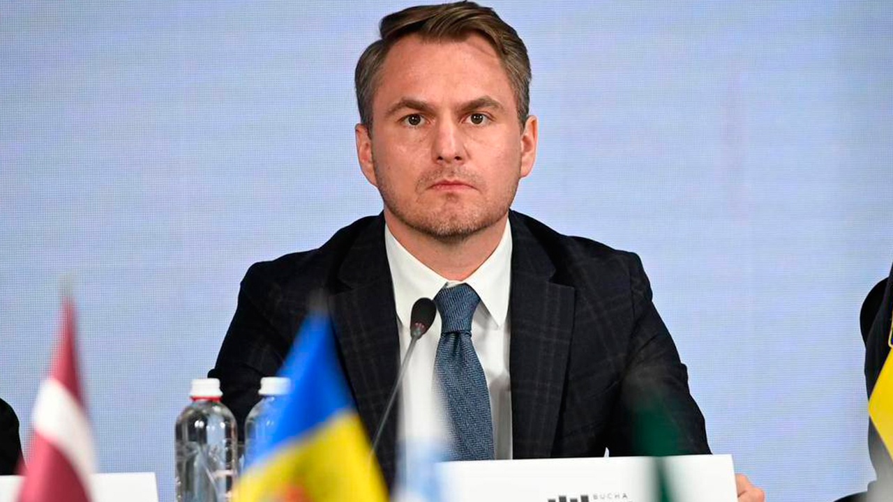 Зеленский уволил Кравченко с поста генпрокурора Украины