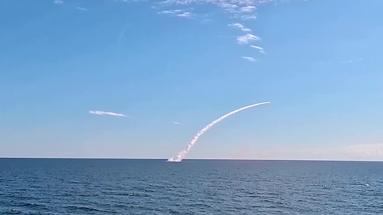 Подлодка «Уфа» нанесла двойной удар «Калибрами» из акватории Японского моря