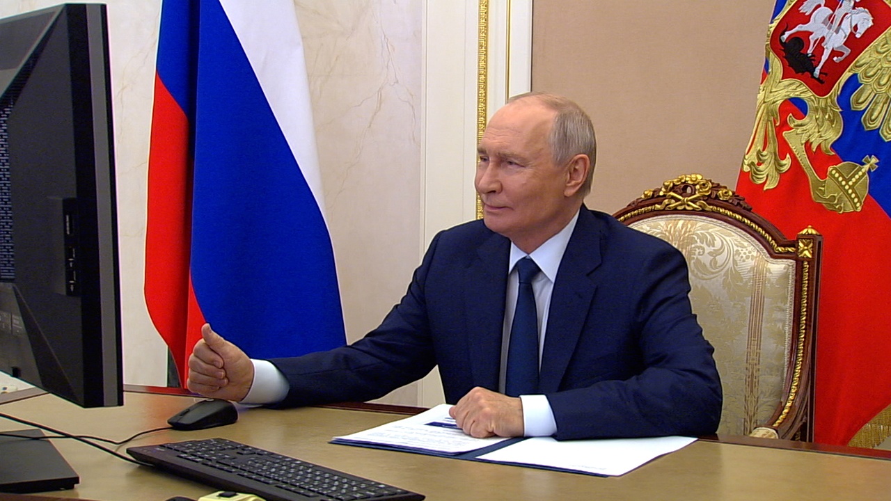 Путин онлайн проголосовал на выборах в Госдуму