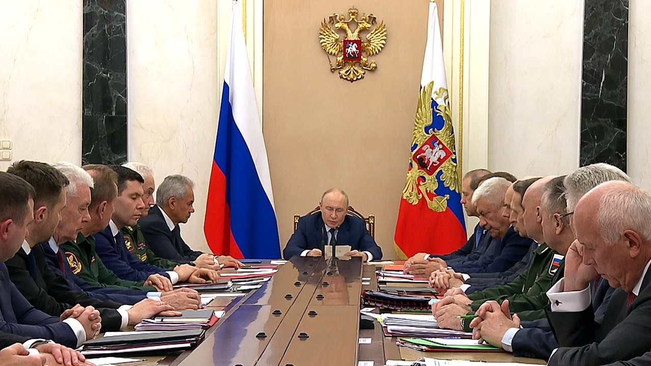 Путин перечислил основные направления госпрограммы вооружений