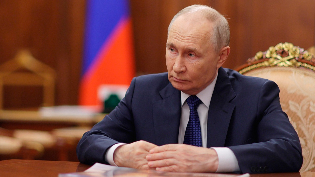 Путин выразил соболезнования Токаеву в связи с гибелью военных на Каспии