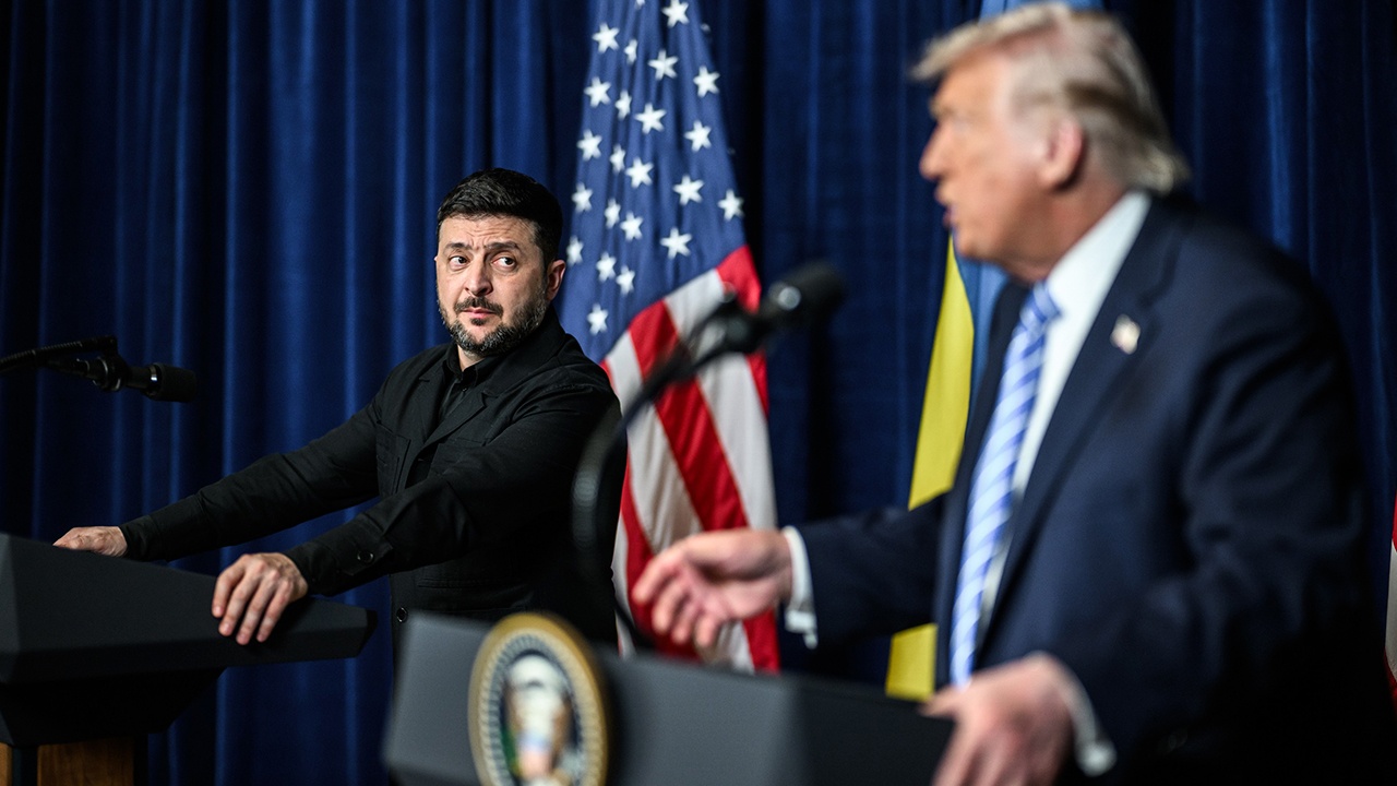 Трамп: Зеленский согласился снизить интенсивность ударов по НПЗ России