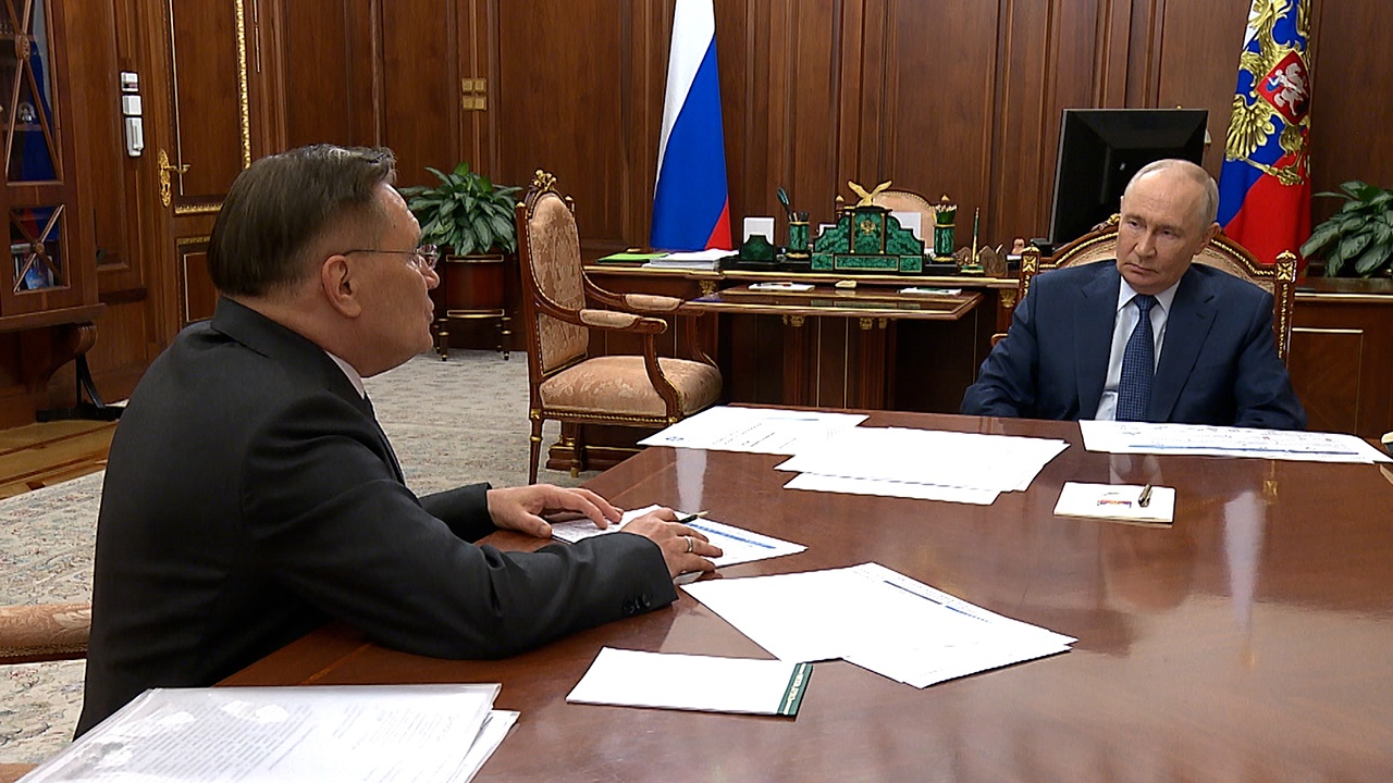 Лихачев рассказал Путину о ситуации на Запорожской АЭС
