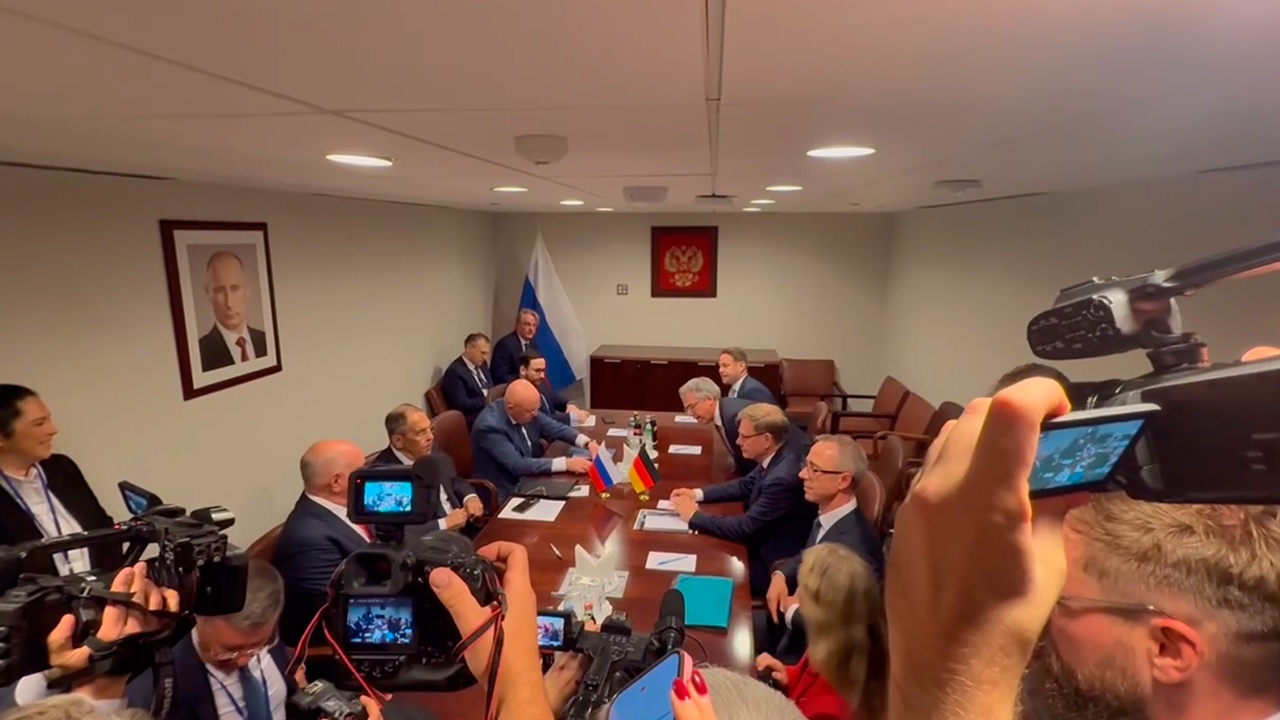 Захарова рассказала об интересе к портрету Путина на встрече в ООН